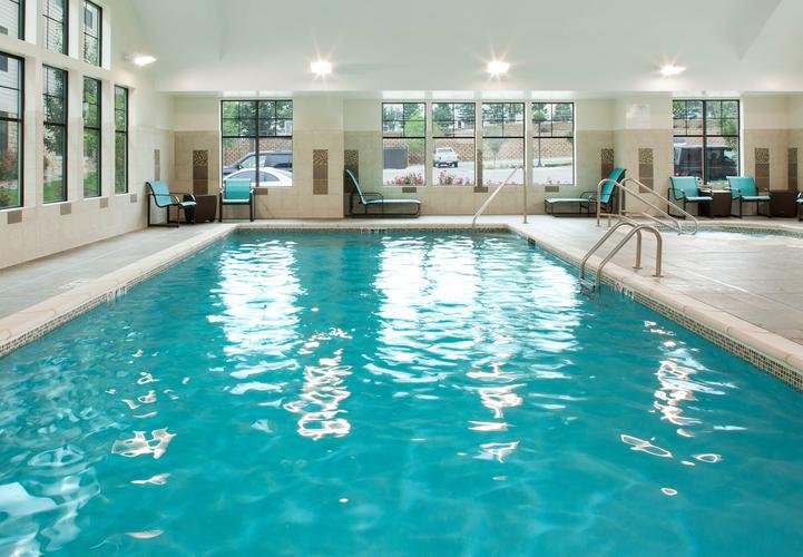 游泳池水处理设备选购需要考虑的因素有哪些？