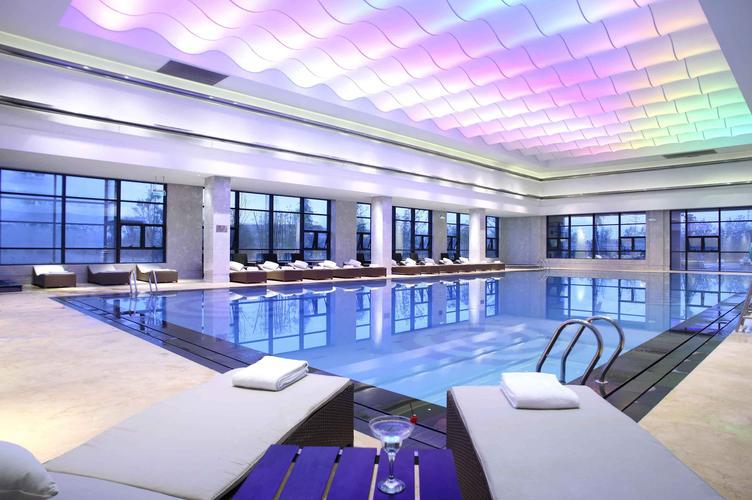 北京宽旗游泳池过滤设备都有哪些设备？